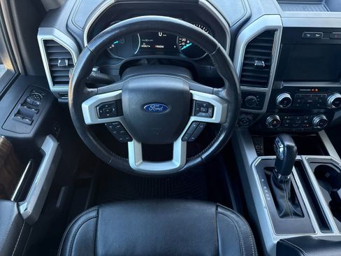 Used 2019 Ford F150 Lariat w/ Equipment Group 502A Luxury AWD/4WD image 14