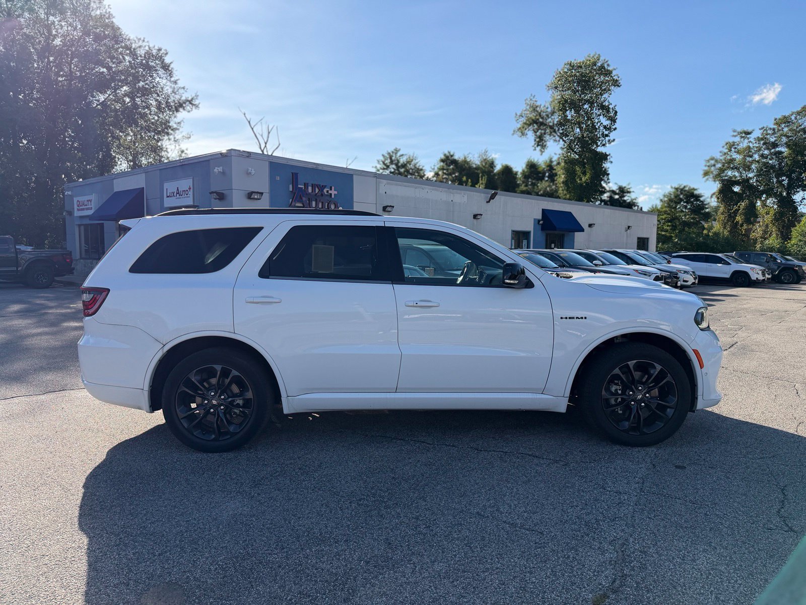 Used 2023 Dodge Durango R/T AWD/4WD image 2