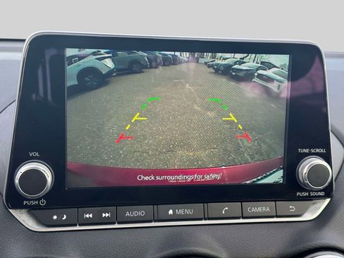 Used 2025 Nissan Sentra SV w/ All-Weather Package FWD image 25