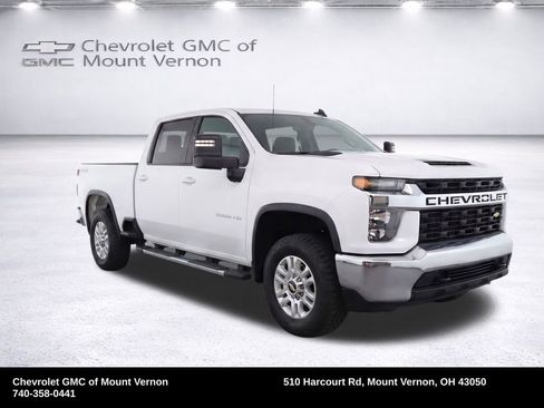 Used 2022 Chevrolet Silverado 2500 LT AWD/4WD image 2