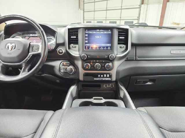 Used 2020 RAM 1500 Big Horn AWD/4WD image 25
