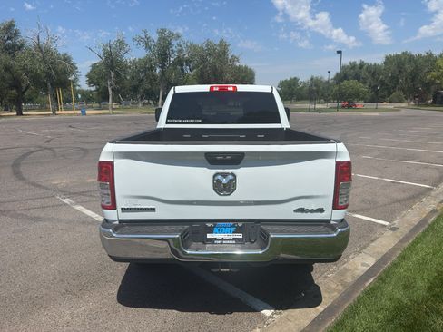 Used 2024 RAM 2500 Big Horn AWD/4WD image 4