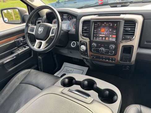 Used 2014 RAM 1500 Laramie w/ Convenience Group AWD/4WD image 25