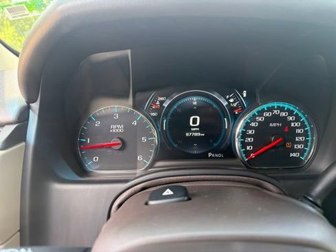 Used 2019 GMC Yukon Denali w/ Denali Ultimate Package RWD image 18