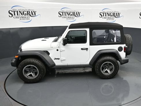 Used 2024 Jeep Wrangler Sport AWD/4WD image 21