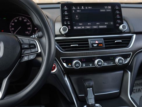 Used 2019 Honda Accord EX image 34