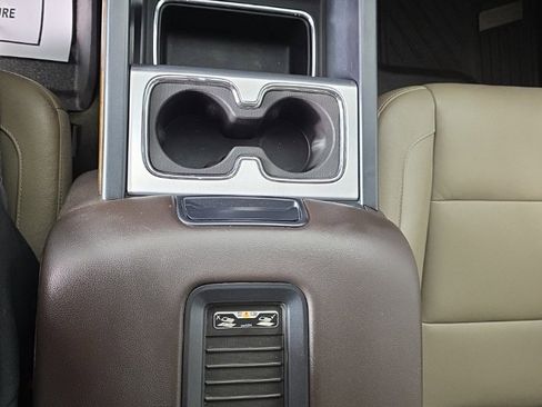 Used 2018 GMC Sierra 1500 SLT image 23