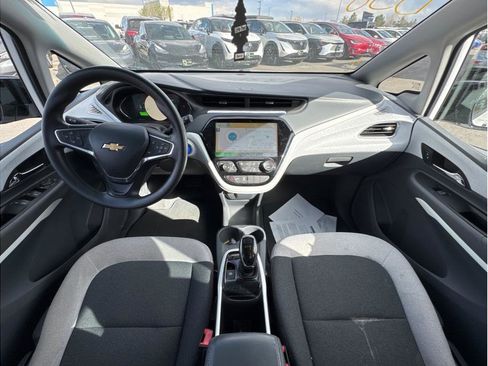 Used 2017 Chevrolet Bolt LT image 3