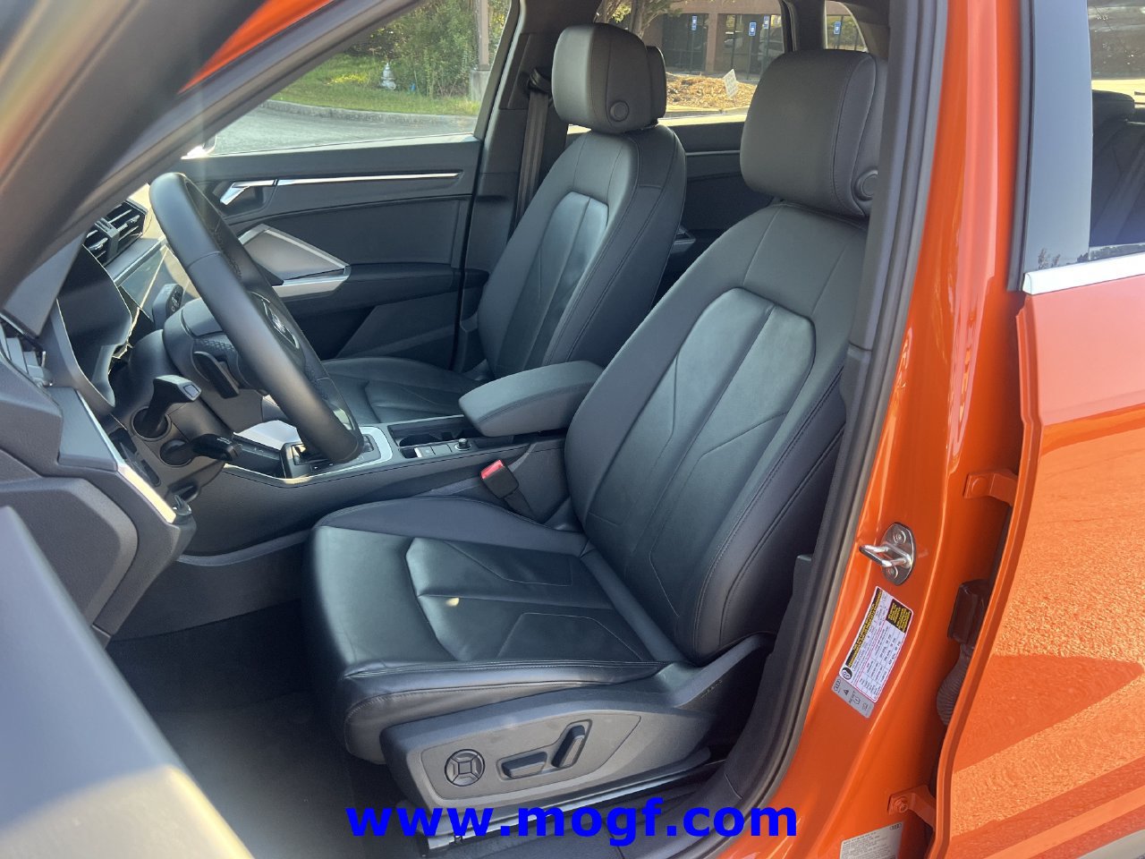 Used 2025 Audi Q3 2.0T Premium AWD/4WD image 18