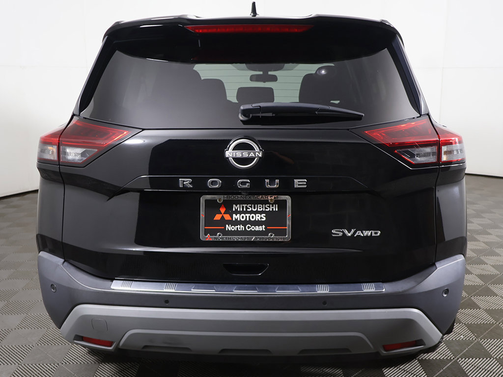 Used 2023 Nissan Rogue SV AWD/4WD image 10