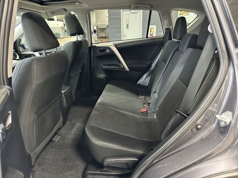 Used 2014 Toyota RAV4 XLE AWD/4WD image 28