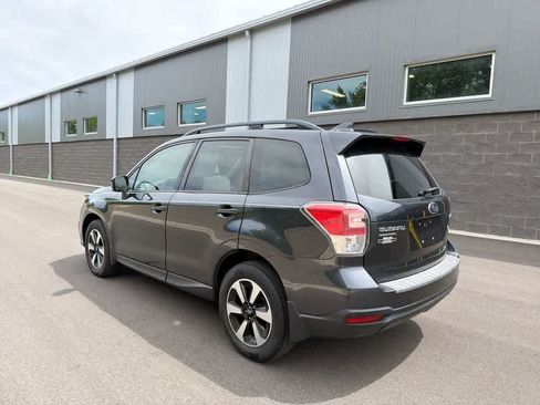 Used 2018 Subaru Forester 2.5i Premium w/ All-Weather Package AWD/4WD image 11