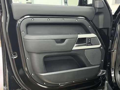 Used 2024 Land Rover Defender 110 S AWD/4WD image 17
