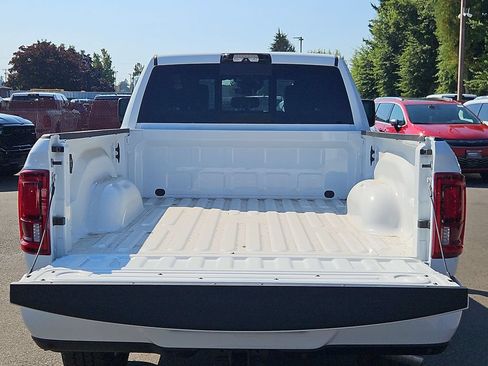 New 2026 RAM 2500 Laramie w/ Night Edition AWD/4WD image 10