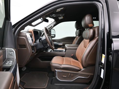 Used 2025 Ford F250 King Ranch AWD/4WD image 9