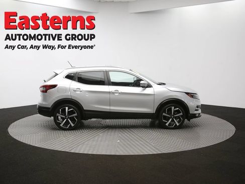 Used 2022 Nissan Rogue Sport SL w/ Premium Package AWD/4WD image 44