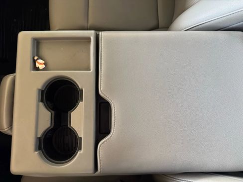 Used 2022 Ford F350 XL w/ Power Equipment Group image 16