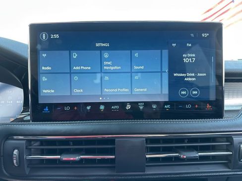 Used 2024 Lincoln Corsair AWD w/ Equipment Group 101A image 40