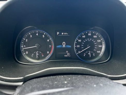 Used 2023 Hyundai Kona SEL w/ Winter Weather Package FWD image 8