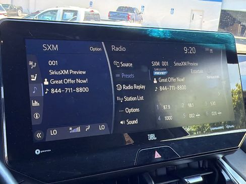 Used 2021 Toyota Venza XLE w/ Carpet Mat Package (TMS) AWD/4WD image 15