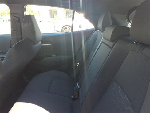 Used 2025 Toyota Corolla SE image 7