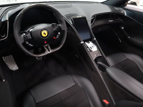 Certified 2024 Ferrari Roma Spider image 17