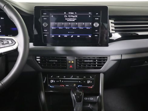 New 2025 Volkswagen Jetta SE image 31