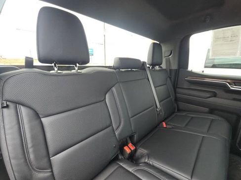 Used 2023 Chevrolet Silverado 1500 RST image 15