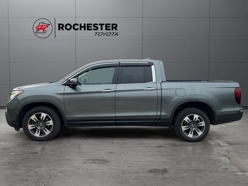 Used 2017 Honda Ridgeline RTL-E image 2
