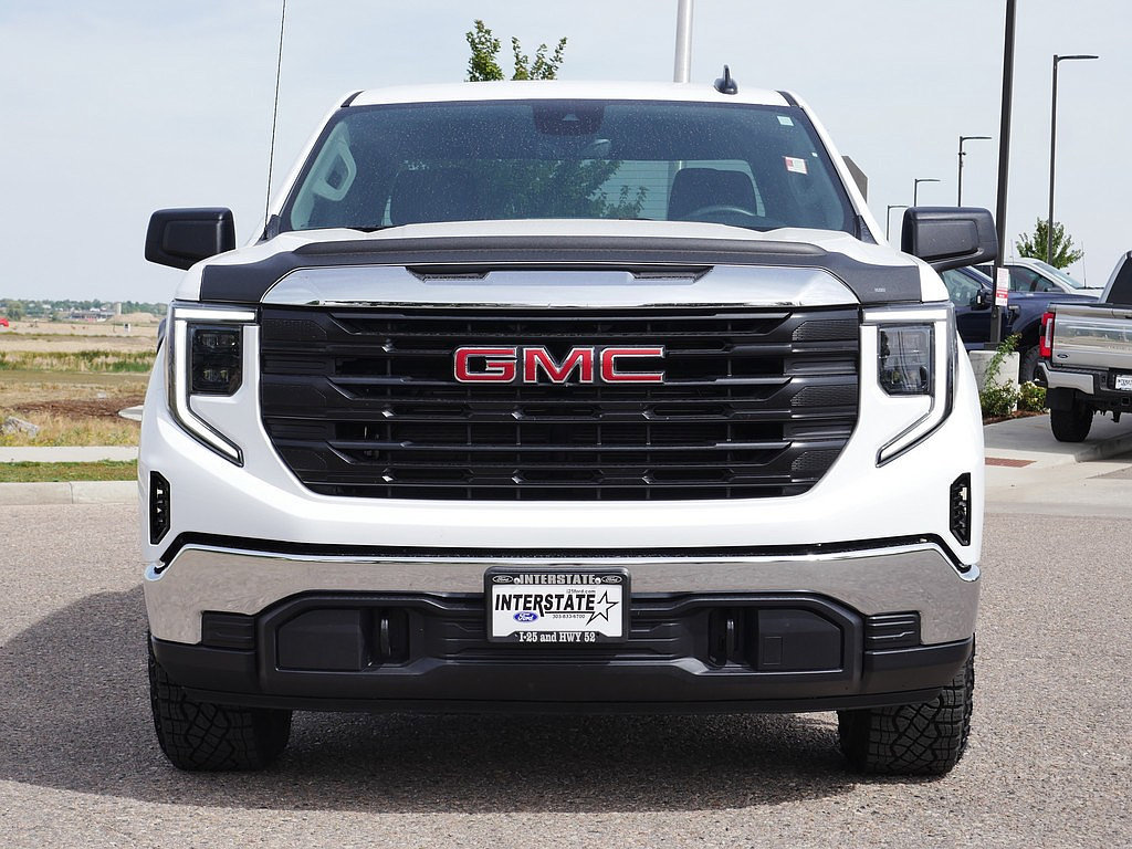 Used 2026 GMC Sierra 1500 Pro w/ Pro Value Package AWD/4WD image 8