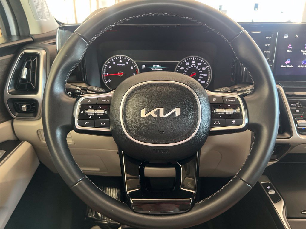 Used 2023 Kia Sorento EX w/ Panoramic Sunroof Package FWD image 53