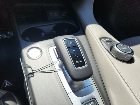 Used 2025 INFINITI QX50 Luxe image 32