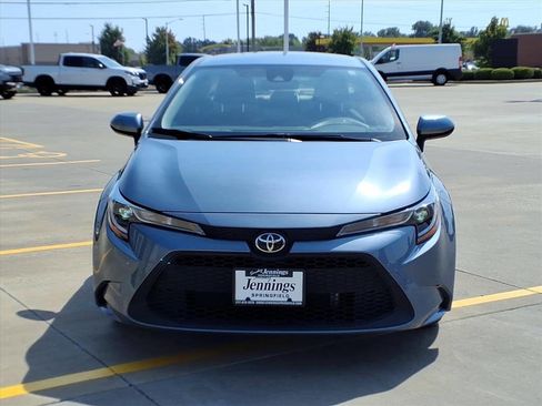 Used 2022 Toyota Corolla LE image 8