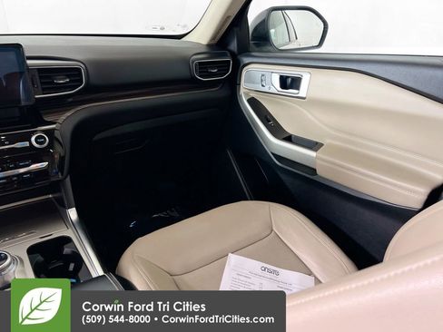 Used 2021 Ford Explorer Limited w/ Hybrid Equipment Group 310A image 29