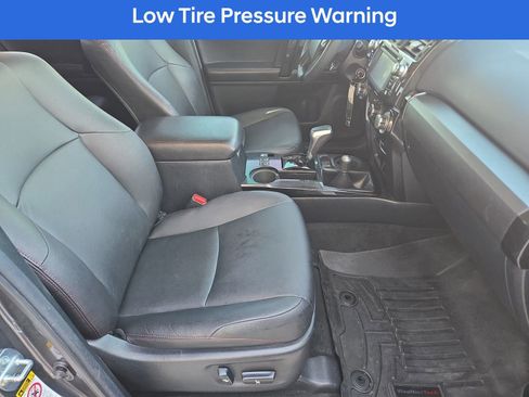 Used 2017 Toyota 4Runner TRD Off-Road Premium image 16