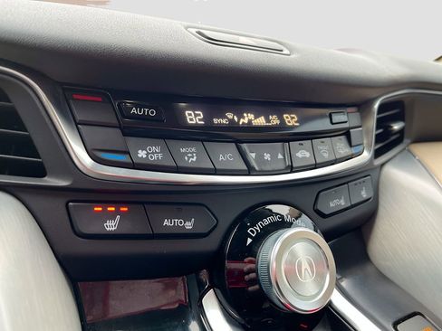 Used 2024 Acura TLX w/ Technology Package image 16