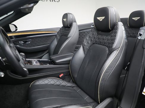 Certified 2020 Bentley Continental GT image 28