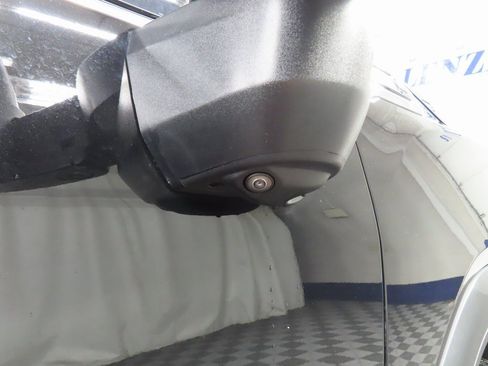 Used 2021 GMC Sierra 2500 Denali w/ Denali Black Diamond Edition image 58