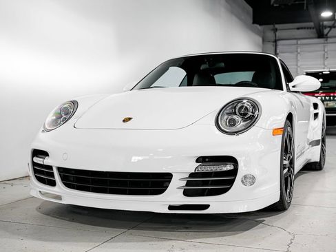 Used 2011 Porsche 911 Turbo S AWD/4WD image 33
