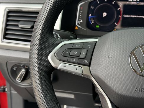 Used 2023 Volkswagen Atlas SEL Premium image 15