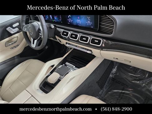 Used 2020 Mercedes-Benz GLE 450 4MATIC image 32