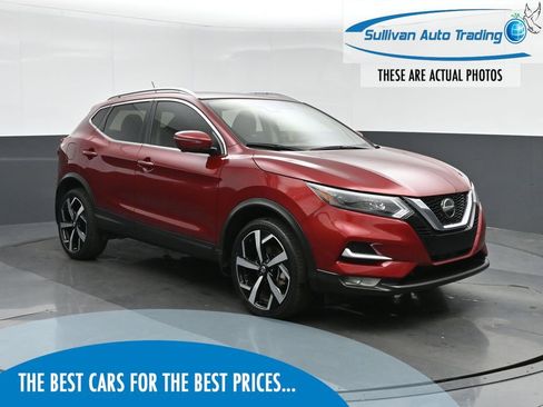 Used 2022 Nissan Rogue Sport SL w/ Premium Package image 1