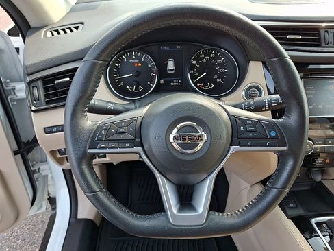 Used 2020 Nissan Rogue SL w/ Premium Package AWD/4WD image 19