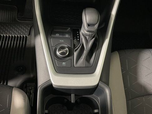 New 2025 Toyota RAV4 XLE image 29