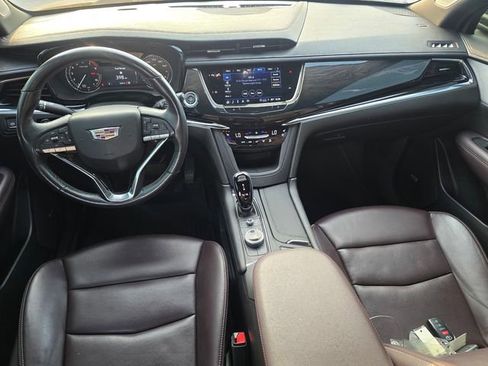 Used 2022 Cadillac XT6 Premium Luxury AWD/4WD image 15