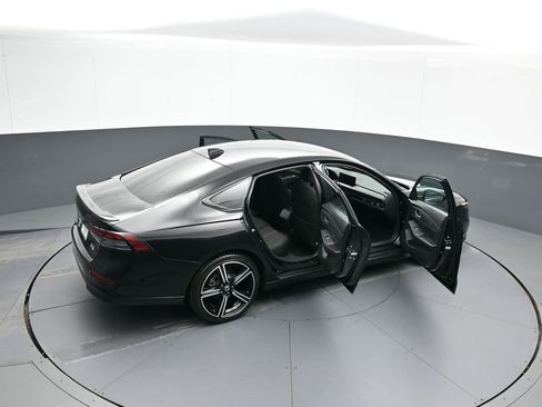 Certified 2023 Honda Accord Sport image 44