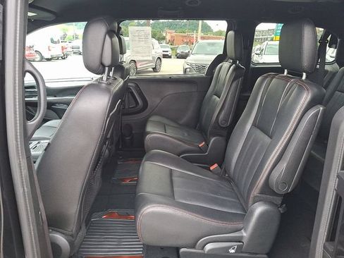 Used 2020 Dodge Grand Caravan GT FWD image 10