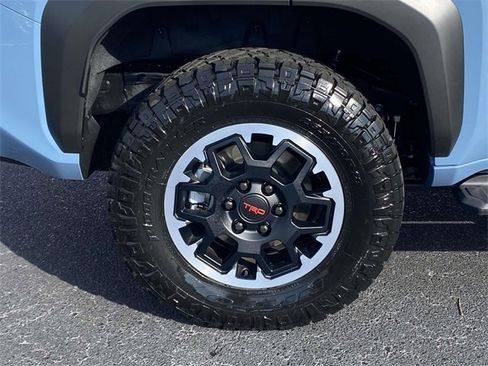 Used 2025 Toyota 4Runner TRD Off-Road image 7