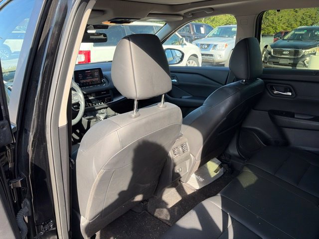 Used 2024 Nissan Rogue SV w/ SV Premium Package FWD image 21