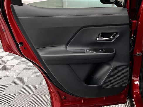 New 2026 Nissan Kicks SV FWD image 30